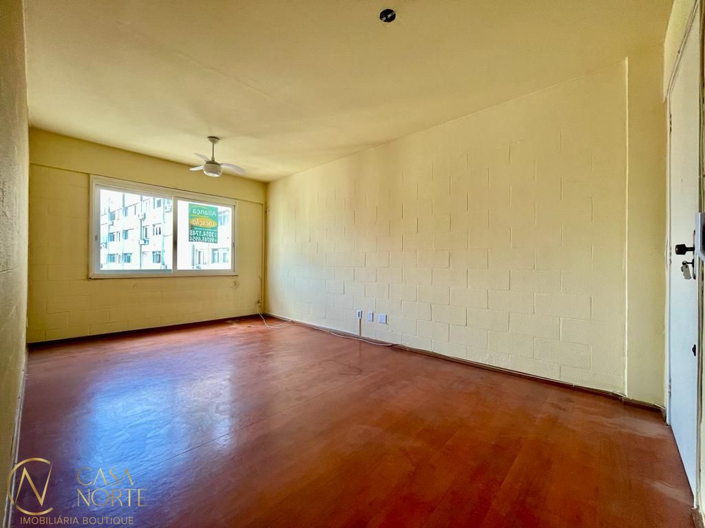 Apartamento à venda com 2 quartos, 78m², Avenida Osvaldo Aranha no bairro Bom Fim em Porto Alegre
