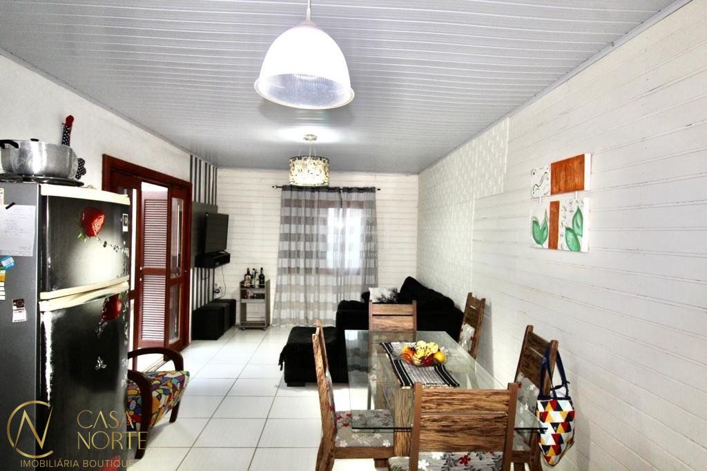Casa à venda com 5 quartos, 90m², 1 suíte, 5 vagas, Rua Antônio Divan no bairro Teresópolis em Porto Alegre