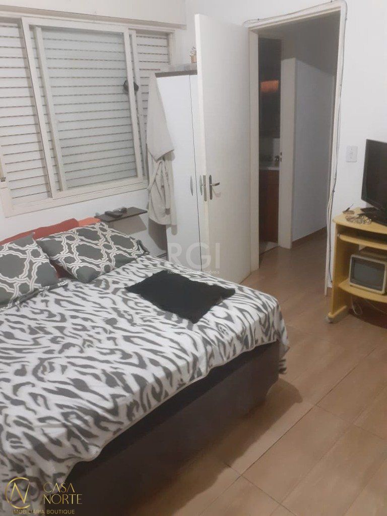 Casa de Condomínio à venda com 3 quartos, 89m², 1 vaga, Rua Landel de Moura no bairro Tristeza em Porto Alegre