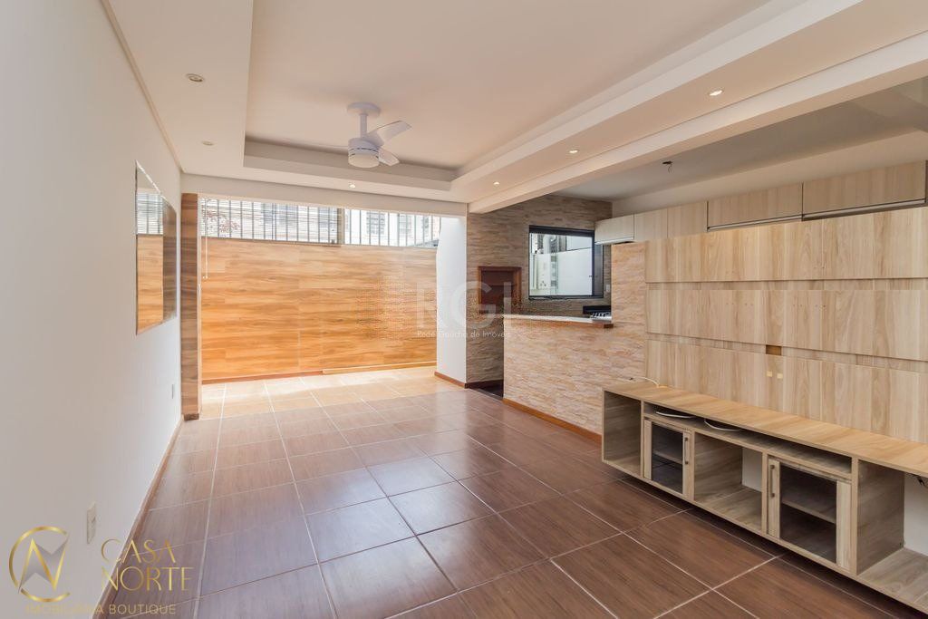 Casa de Condomínio à venda com 3 quartos, 85m², 1 suíte, 1 vaga, Rua Francisco Bortoluzzi no bairro Ipanema em Porto Alegre