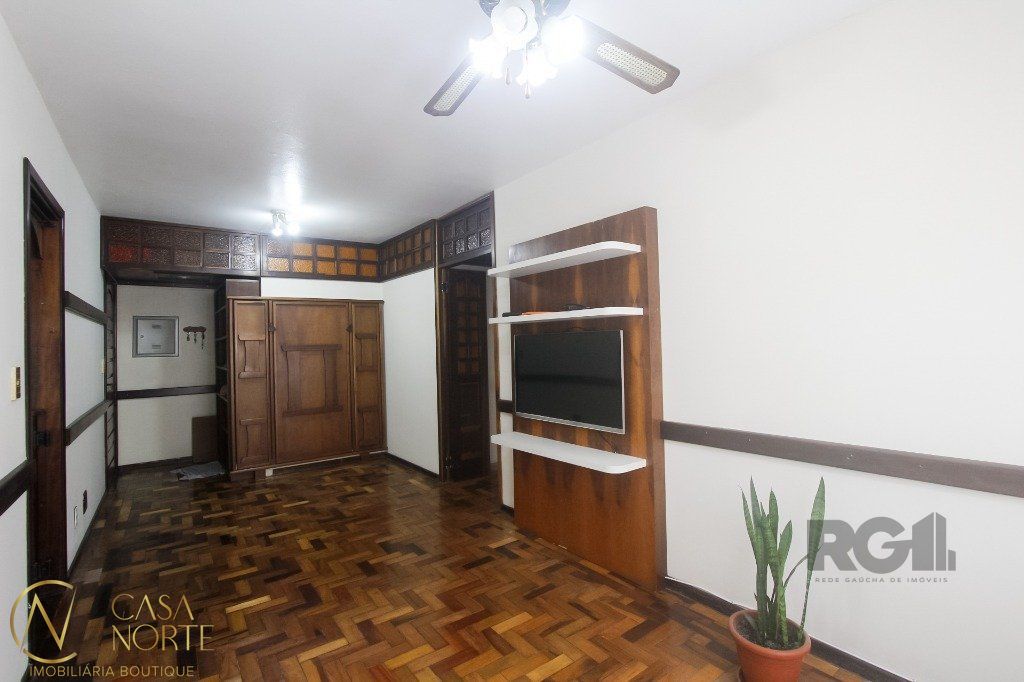 Apartamento à venda com 3 quartos, 75m², Avenida Baltazar de Oliveira Garcia no bairro Rubem Berta em Porto Alegre