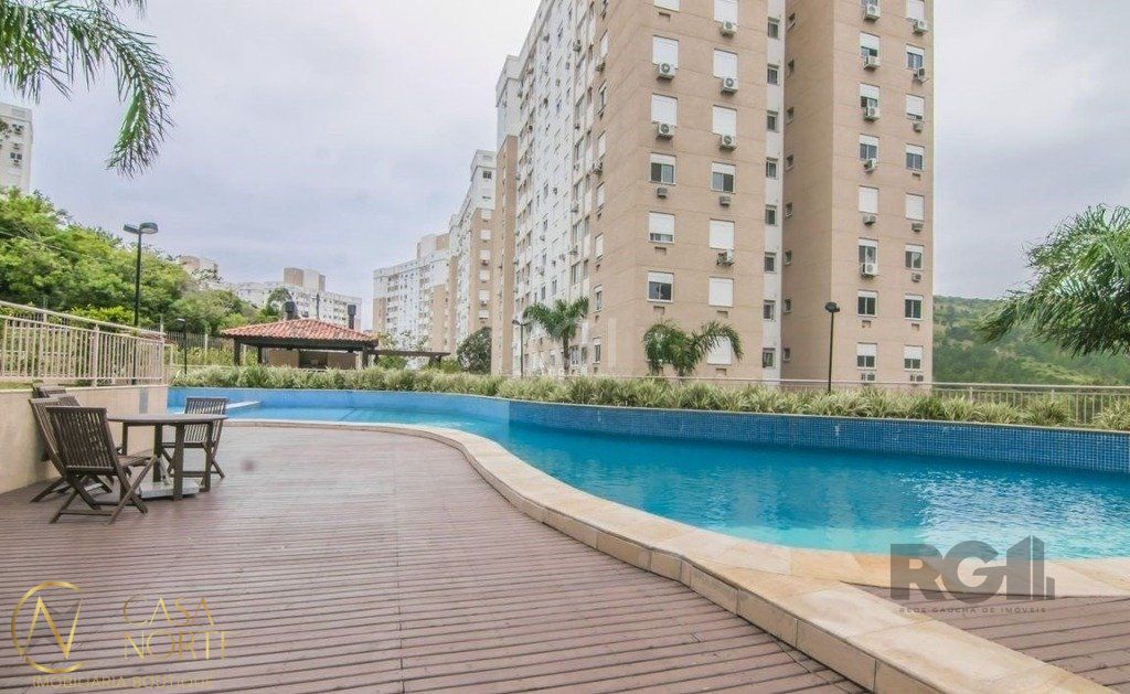 Apartamento à venda com 2 quartos, 52m², 1 vaga, Rua Carlos Reverbel no bairro Jardim Carvalho em Porto Alegre