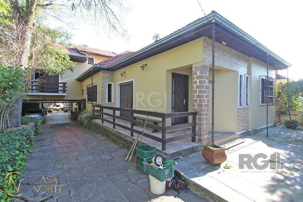Terreno à venda , 230m², Avenida Engenheiro Ludolfo Boehl no bairro Teresópolis em Porto Alegre