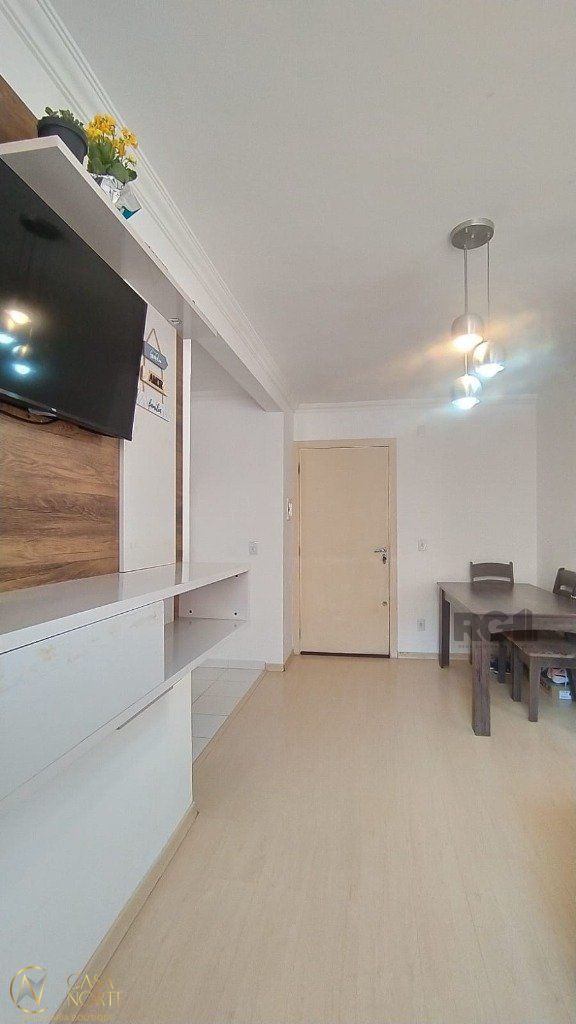 Apartamento à venda com 2 quartos, 52m², 1 vaga, Rua Tenente Ary Tarrago no bairro Jardim Itu em Porto Alegre