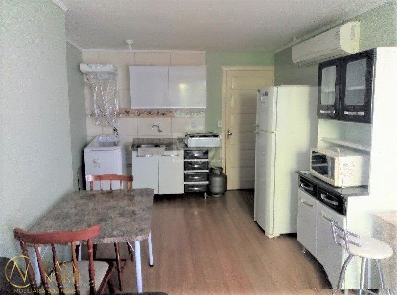 Apartamento à venda com 2 quartos, 76m², Rua Marcelo Gama no bairro São João em Porto Alegre