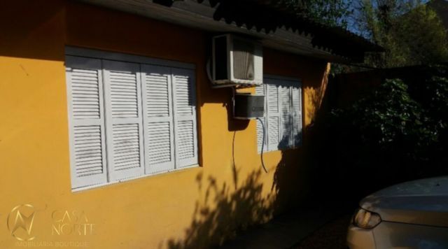 Casa à venda com 2 quartos, 220m², 5 vagas, Rua Marechal Mesquita no bairro Teresópolis em Porto Alegre