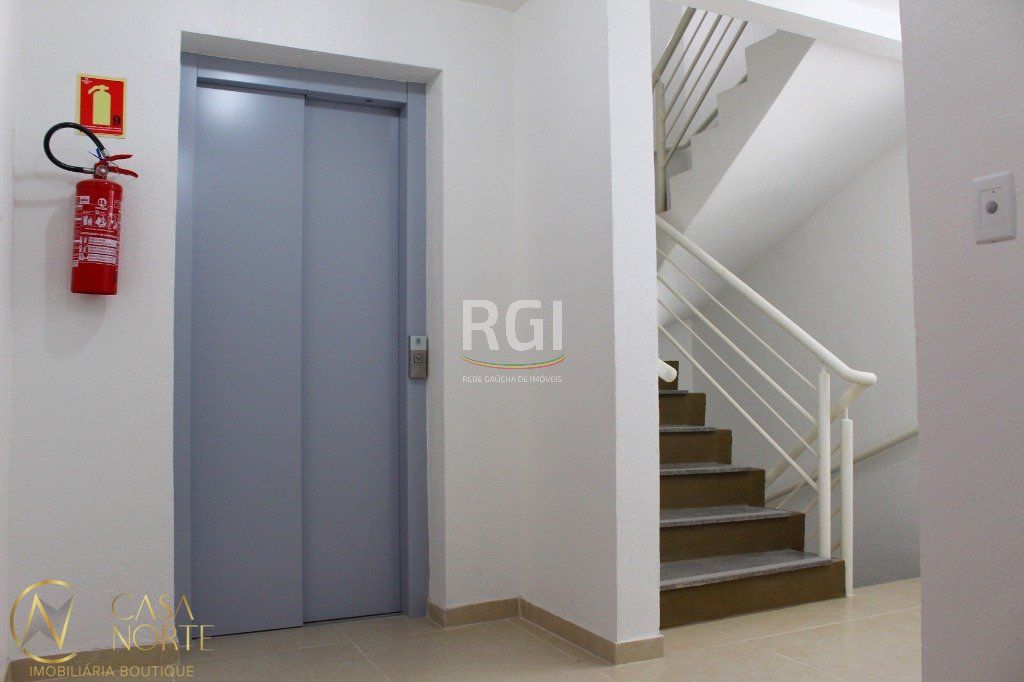 Apartamento à venda com 2 quartos, 80m², 1 suíte, 2 vagas, Avenida Belem no bairro Teresópolis em Porto Alegre