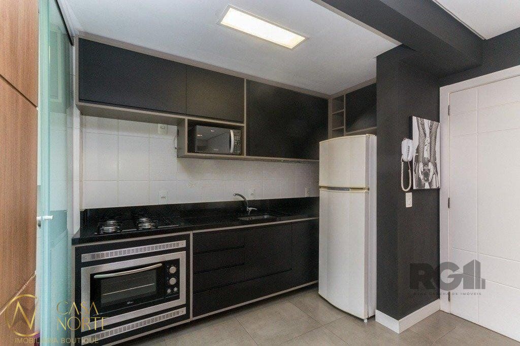 Apartamento à venda com 2 quartos, 70m², 1 suíte, 1 vaga, Rua General João Telles no bairro Bom Fim em Porto Alegre