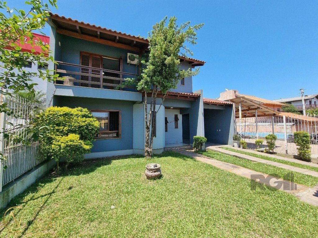 Casa à venda com 3 quartos, 175m², 1 suíte, 2 vagas, Avenida Otto Niemeyer no bairro Cavalhada em Porto Alegre