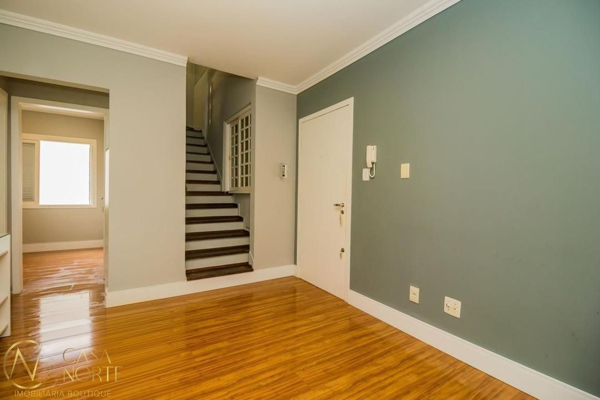 Duplex à venda com 2 quartos, 87m², 1 vaga, Rua Casemiro de Abreu no bairro Bela Vista em Porto Alegre