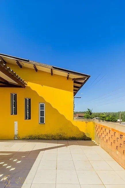 Casa à venda com 4 quartos, 50m², 1 suíte, 3 vagas, Rua Rui Barbosa no bairro Lomba do Pinheiro em Porto Alegre