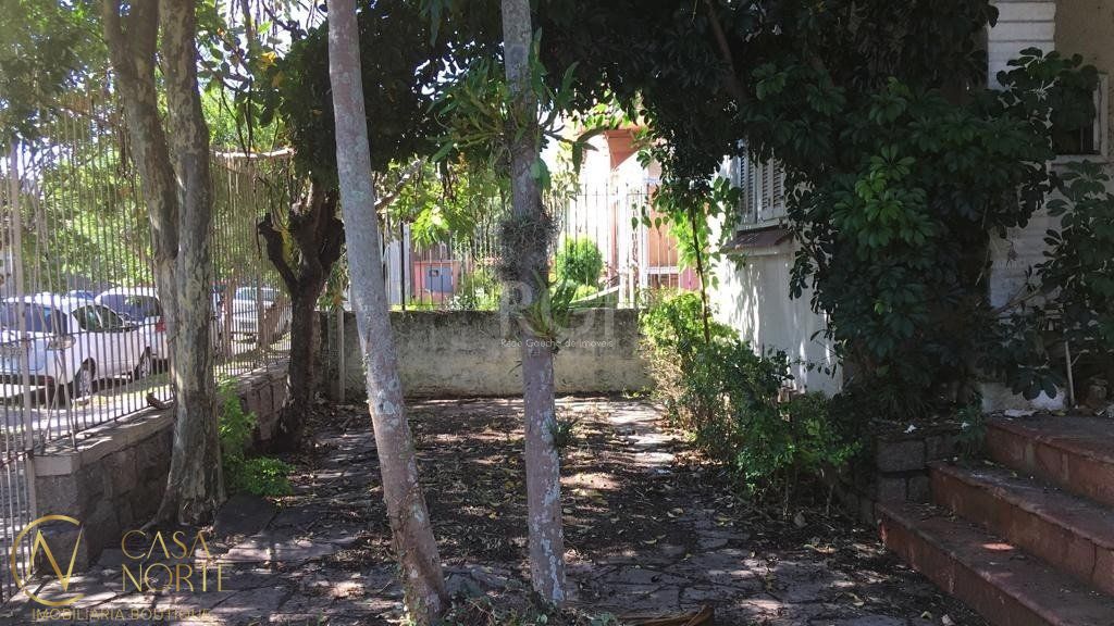 Terreno à venda  com 320m², Rua Onze de Agosto no bairro São João em Porto Alegre