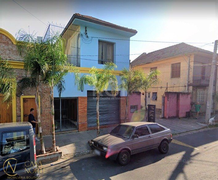 Casa Comercial à venda , 180m², Rua Gaspar Martins no bairro Floresta em Porto Alegre