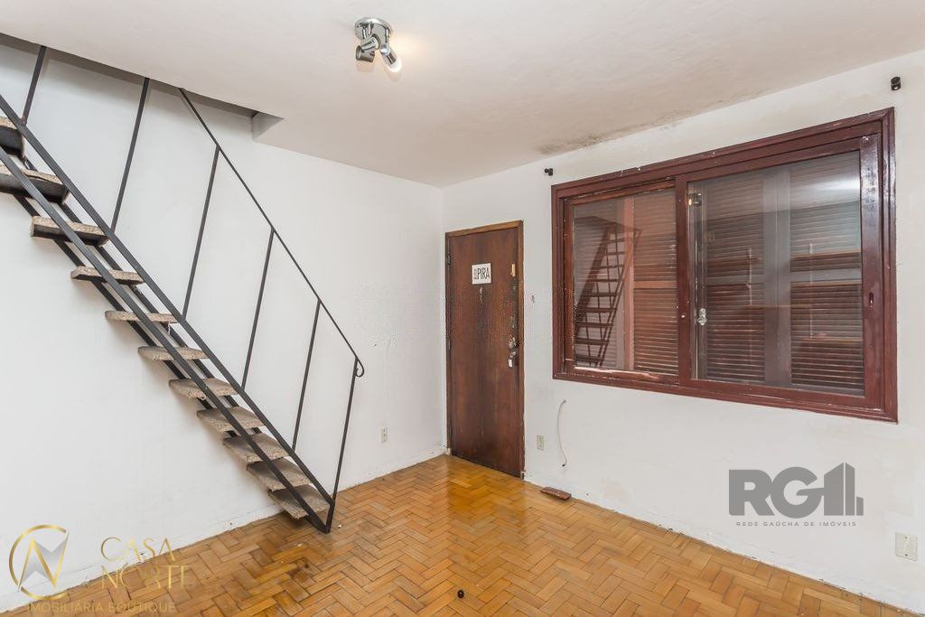 Cobertura à venda com 2 quartos, 69m², Rua José do Patrocinio no bairro Cidade Baixa em Porto Alegre