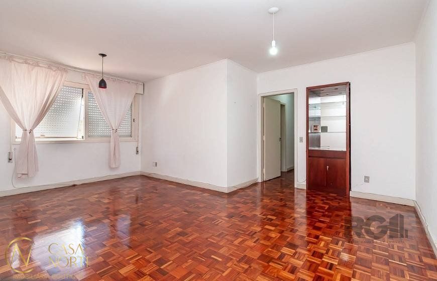 Apartamento à venda com 2 quartos, 107m², 1 suíte, 1 vaga, Rua Vinte e Quatro de Outubro no bairro Auxiliadora em Porto Alegre