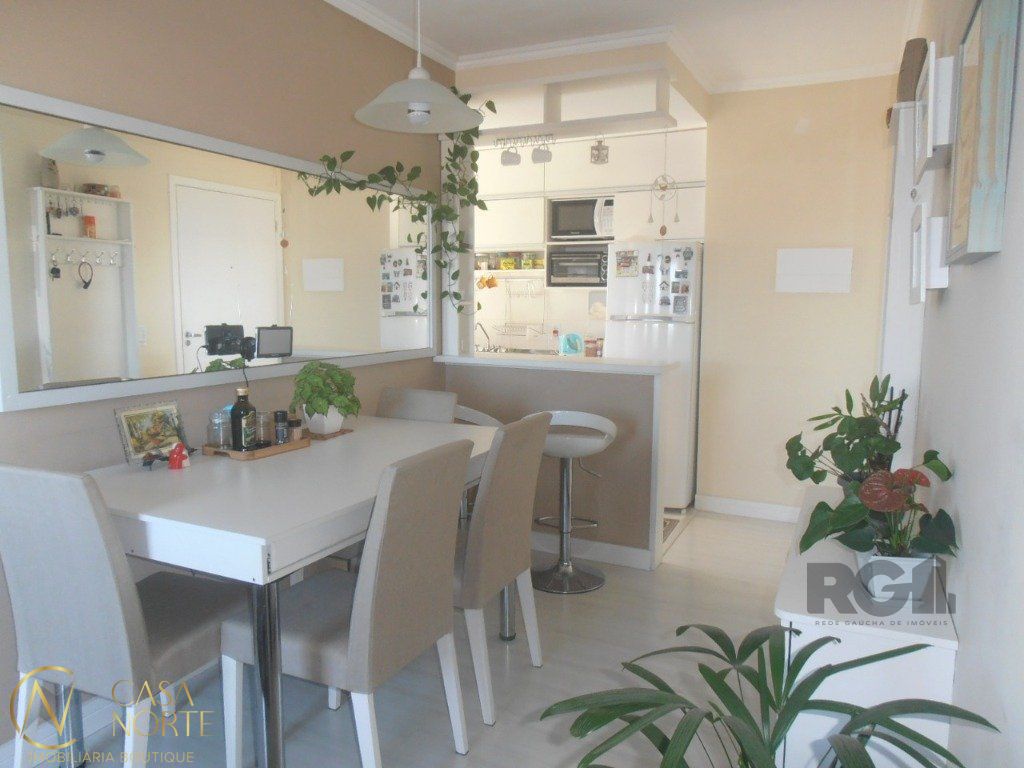 Apartamento à venda com 3 quartos, 62m², 1 suíte, 2 vagas, Avenida Assis Brasil no bairro São Sebastião em Porto Alegre