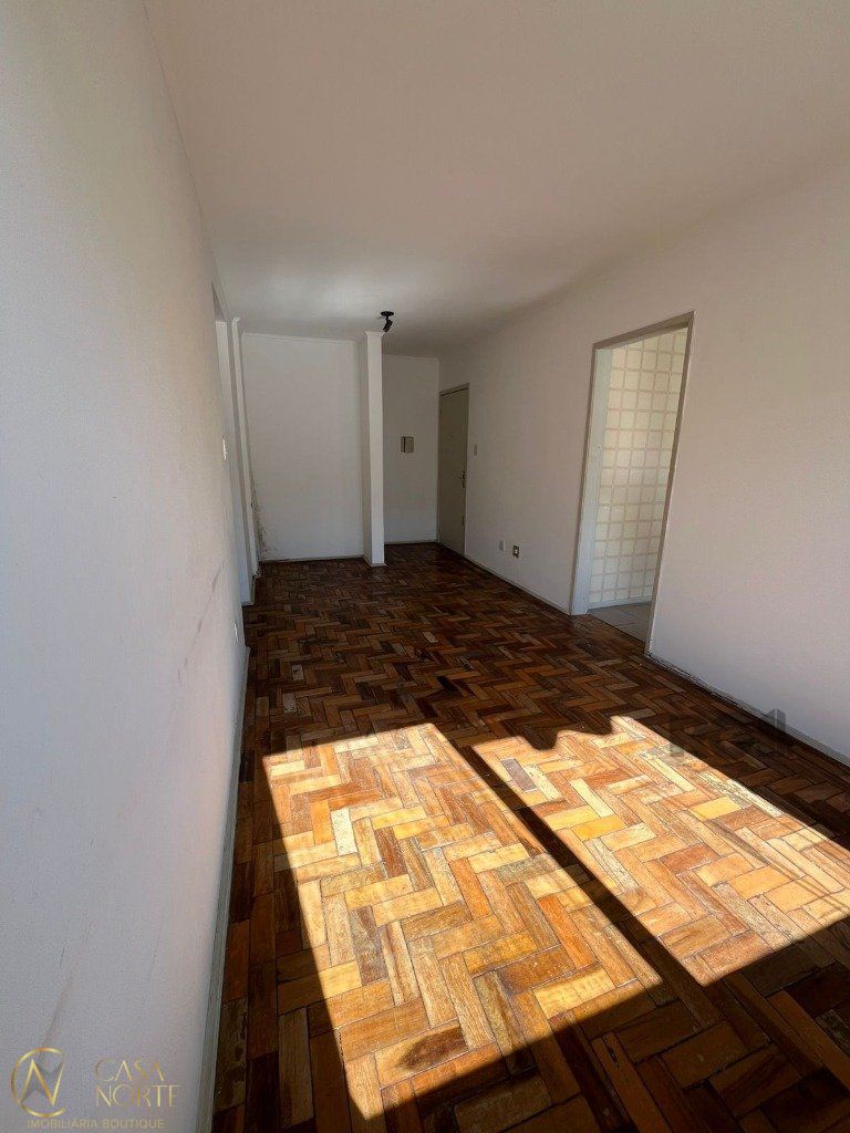 Apartamento à venda com 2 quartos, 72m², Rua Carlos Estevão no bairro Jardim Leopoldina em Porto Alegre