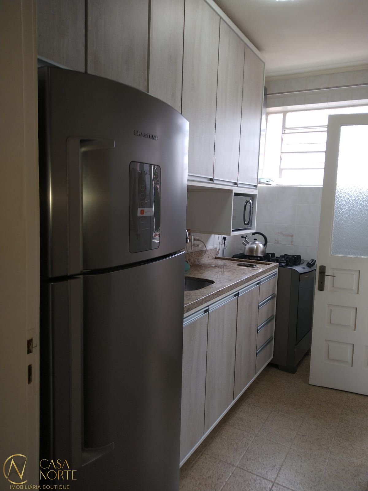 Apartamento à venda com 2 quartos, 60m², Rua Silvério Souto no bairro Teresópolis em Porto Alegre