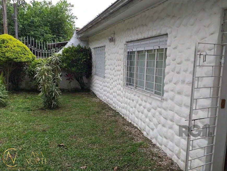 Casa à venda com 2 quartos, 163m², 2 vagas, Avenida José Corrêa da Silva no bairro Cavalhada em Porto Alegre