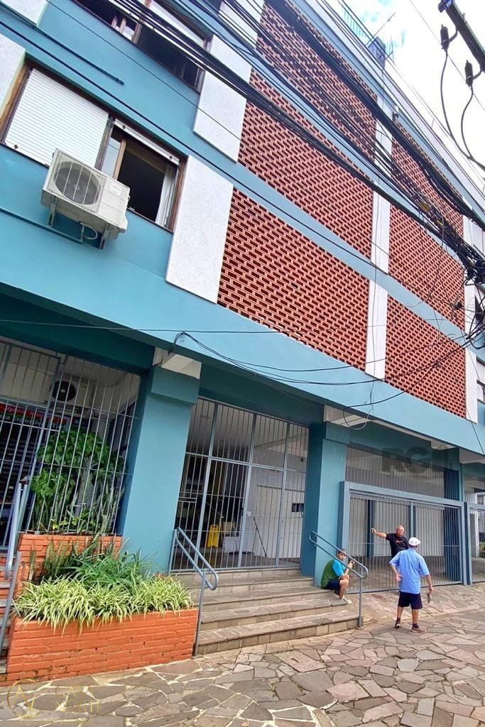 Apartamento à venda com 2 quartos, 75m², Avenida Clemenciano Barnasque no bairro Teresópolis em Porto Alegre