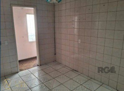 Casa à venda com 3 quartos, 95m², 2 vagas, Rua Israel no bairro Vila Jardim em Porto Alegre