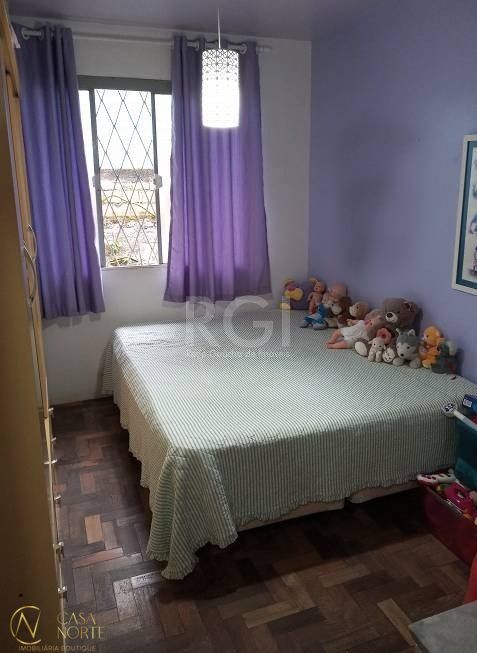 Casa à venda com 4 quartos, 160m², 2 vagas, Rua Alberto Silva no bairro Vila Ipiranga em Porto Alegre