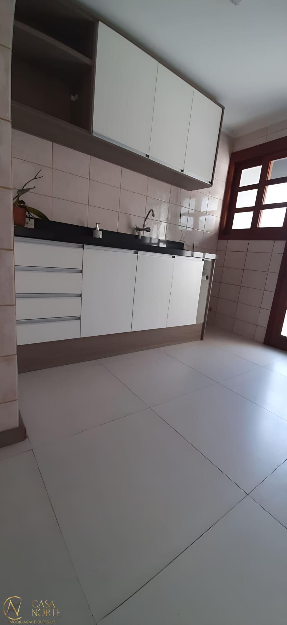 Casa à venda com 3 quartos, 105m², 1 suíte, 1 vaga, Rua Geraldo Pastoriza no bairro Hípica em Porto Alegre