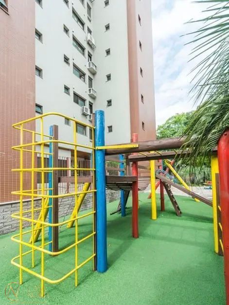 Apartamento à venda com 3 quartos, 97m², 1 suíte, 2 vagas, Avenida Panamericana no bairro Jardim Lindóia em Porto Alegre