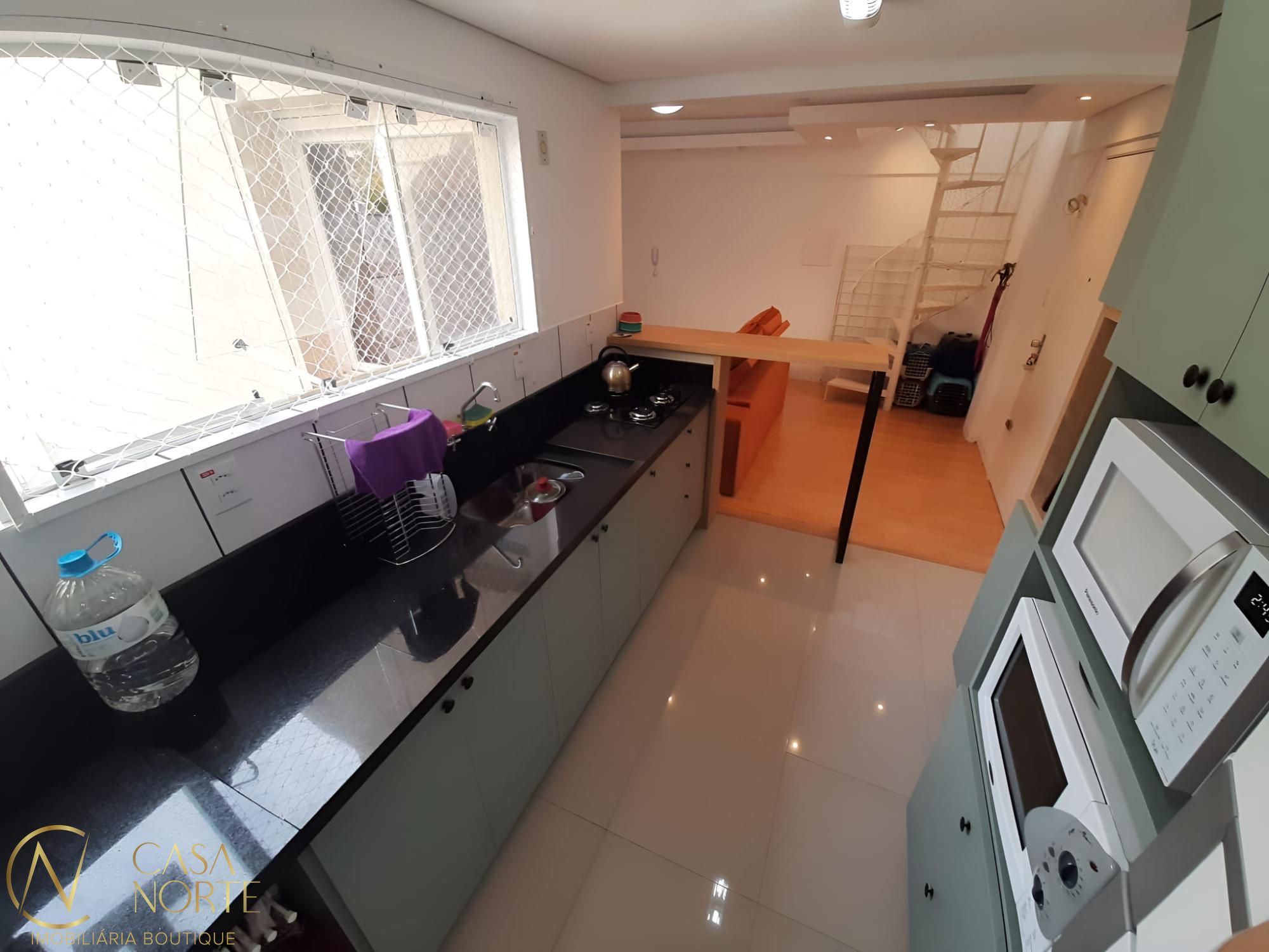 Cobertura à venda com 2 quartos, 104m², 1 vaga, Avenida Nonoai no bairro Nonoai em Porto Alegre