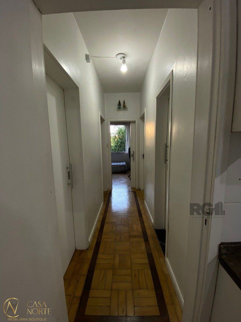Apartamento à venda com 3 quartos, 105m², 1 vaga, Rua General Lima e Silva no bairro Centro Histórico em Porto Alegre