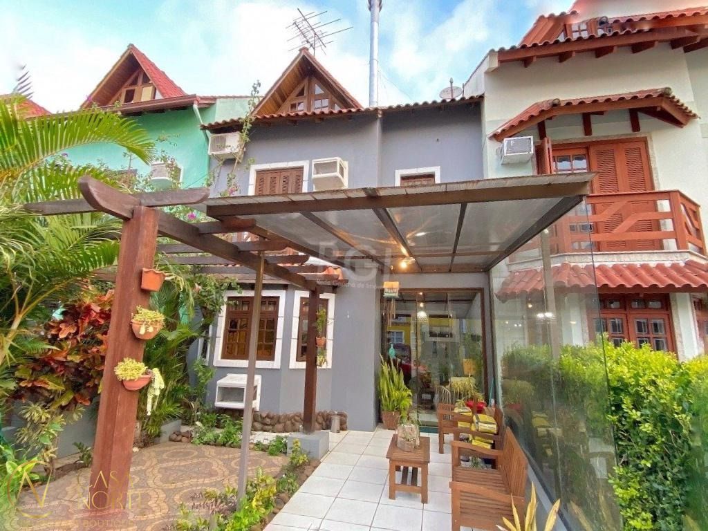 Casa de Condomínio à venda com 3 quartos, 186m², 1 suíte, 2 vagas, Rua Osorio Mendes Ouriques no bairro Guarujá em Porto Alegre