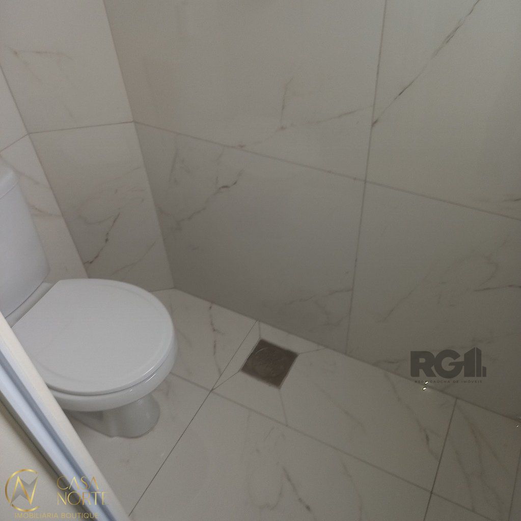 Cobertura à venda com 2 quartos, 143m², Rua Eleuterio Araujo no bairro Partenon em Porto Alegre