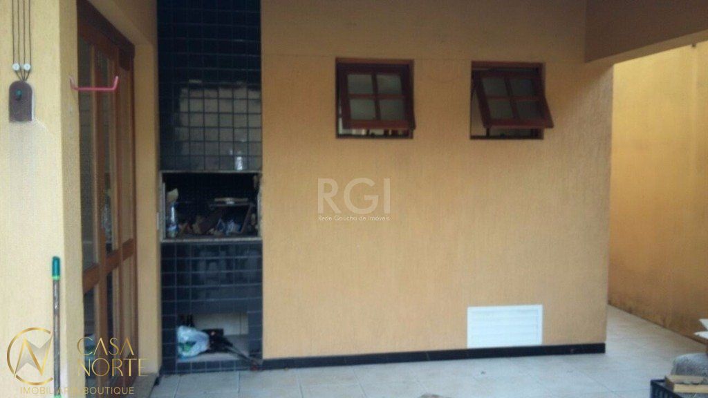 Casa à venda com 3 quartos, 250m², 1 suíte, 2 vagas, Rua Afonso Rodrigues no bairro Jardim  Botânico em Porto Alegre
