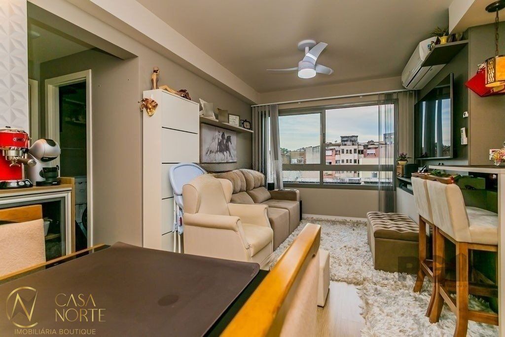Apartamento à venda com 2 quartos, 58m², 1 suíte, 1 vaga, Avenida João Pessoa no bairro Farroupilha em Porto Alegre