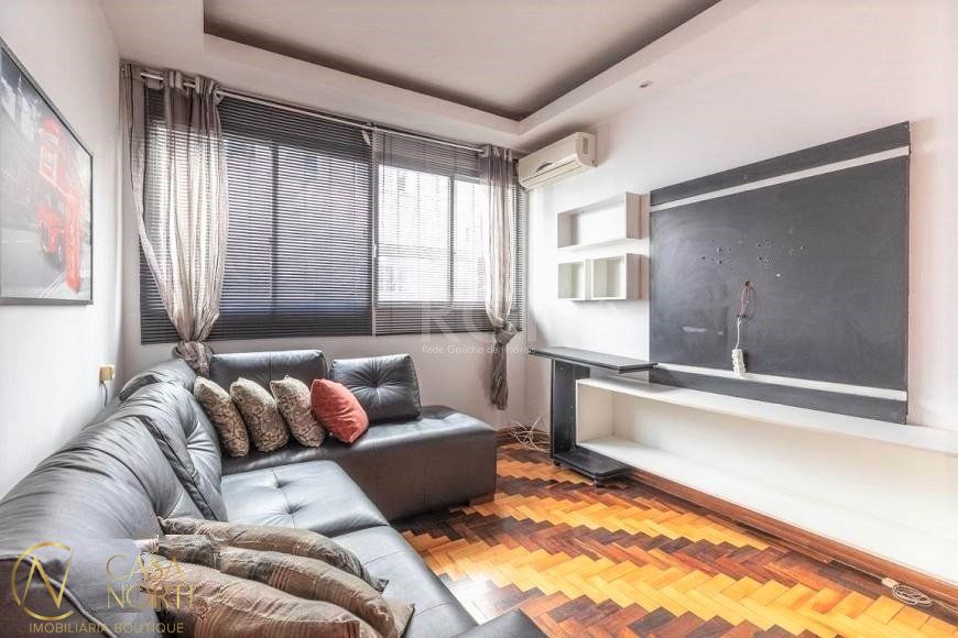 Apartamento à venda com 2 quartos, 58m², Avenida Ipiranga no bairro Azenha em Porto Alegre