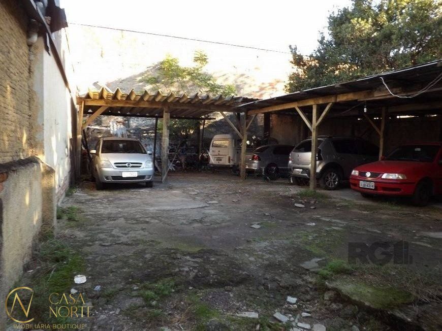 Terreno à venda  com 483m², Avenida Patria no bairro São Geraldo em Porto Alegre