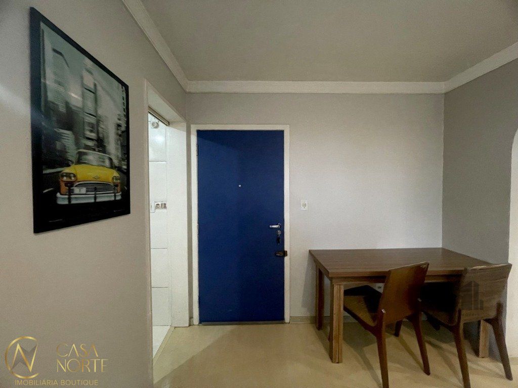 Apartamento à venda com 1 quarto, 43m², Rua Jatai no bairro Cristal em Porto Alegre