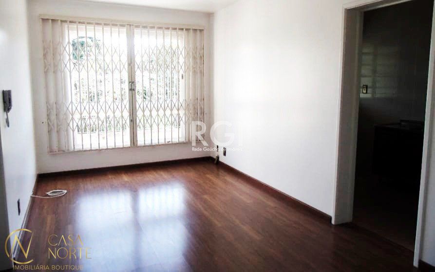 Apartamento à venda com 2 quartos, 59m², 1 vaga, Rua Sepe Tiaraju no bairro Medianeira em Porto Alegre