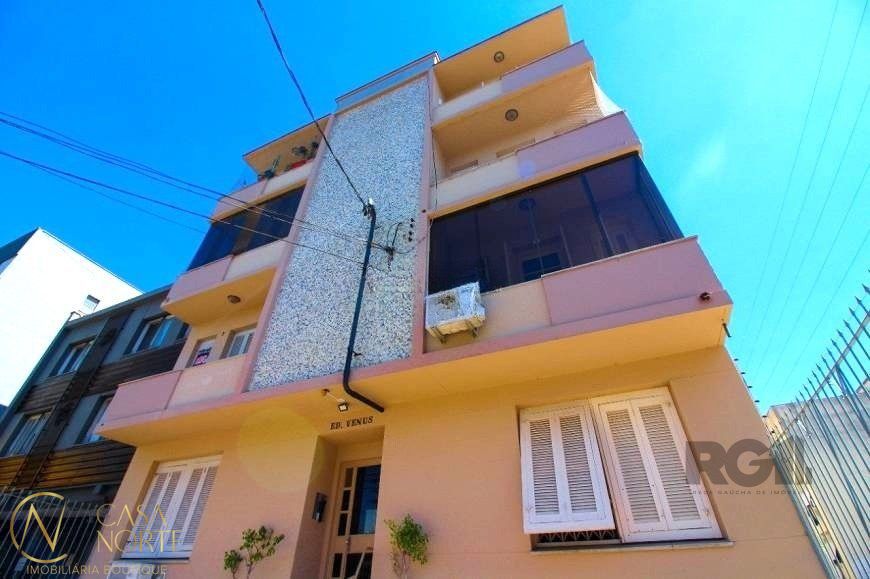 Apartamento à venda com 2 quartos, 76m², Rua Santana no bairro Farroupilha em Porto Alegre