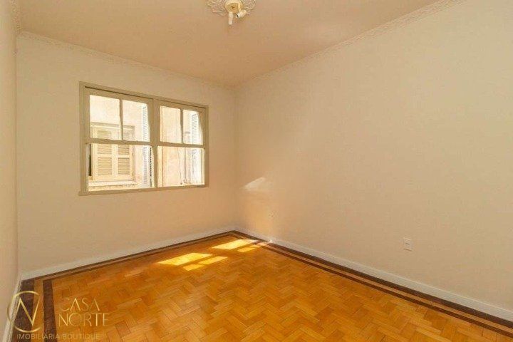 Apartamento à venda com 2 quartos, 69m², Rua General Caldwell no bairro Menino Deus em Porto Alegre