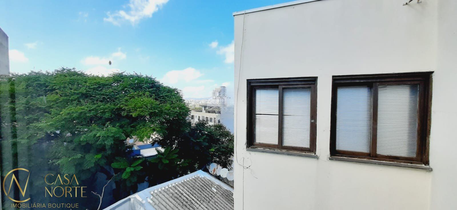 Cobertura à venda com 2 quartos, 96m², 1 vaga, Rua Demétrio Ribeiro no bairro Centro Histórico em Porto Alegre