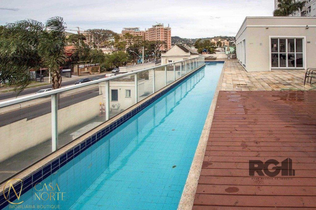 Apartamento à venda com 2 quartos, 56m², 1 vaga, Avenida Teresópolis no bairro Teresópolis em Porto Alegre