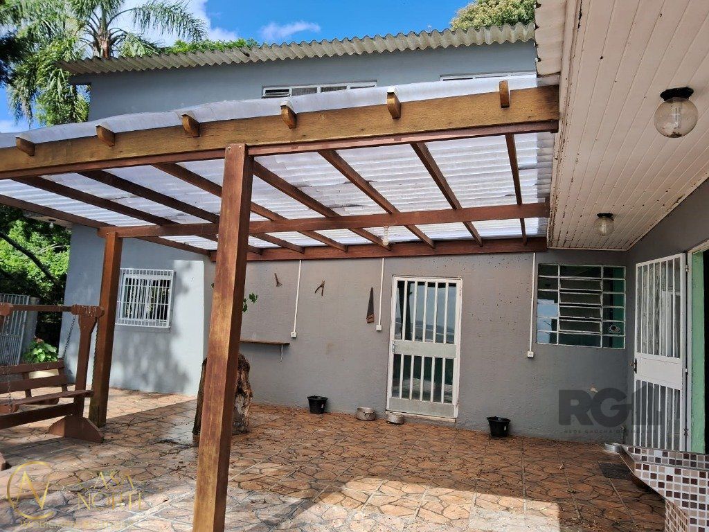 Terreno à venda  com 810m², Avenida Guaíba no bairro Ipanema em Porto Alegre