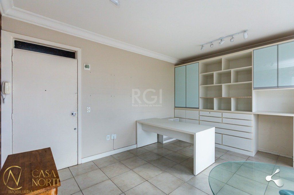 Sala Comercial à venda , 21m², Avenida Protásio Alves no bairro Petrópolis em Porto Alegre