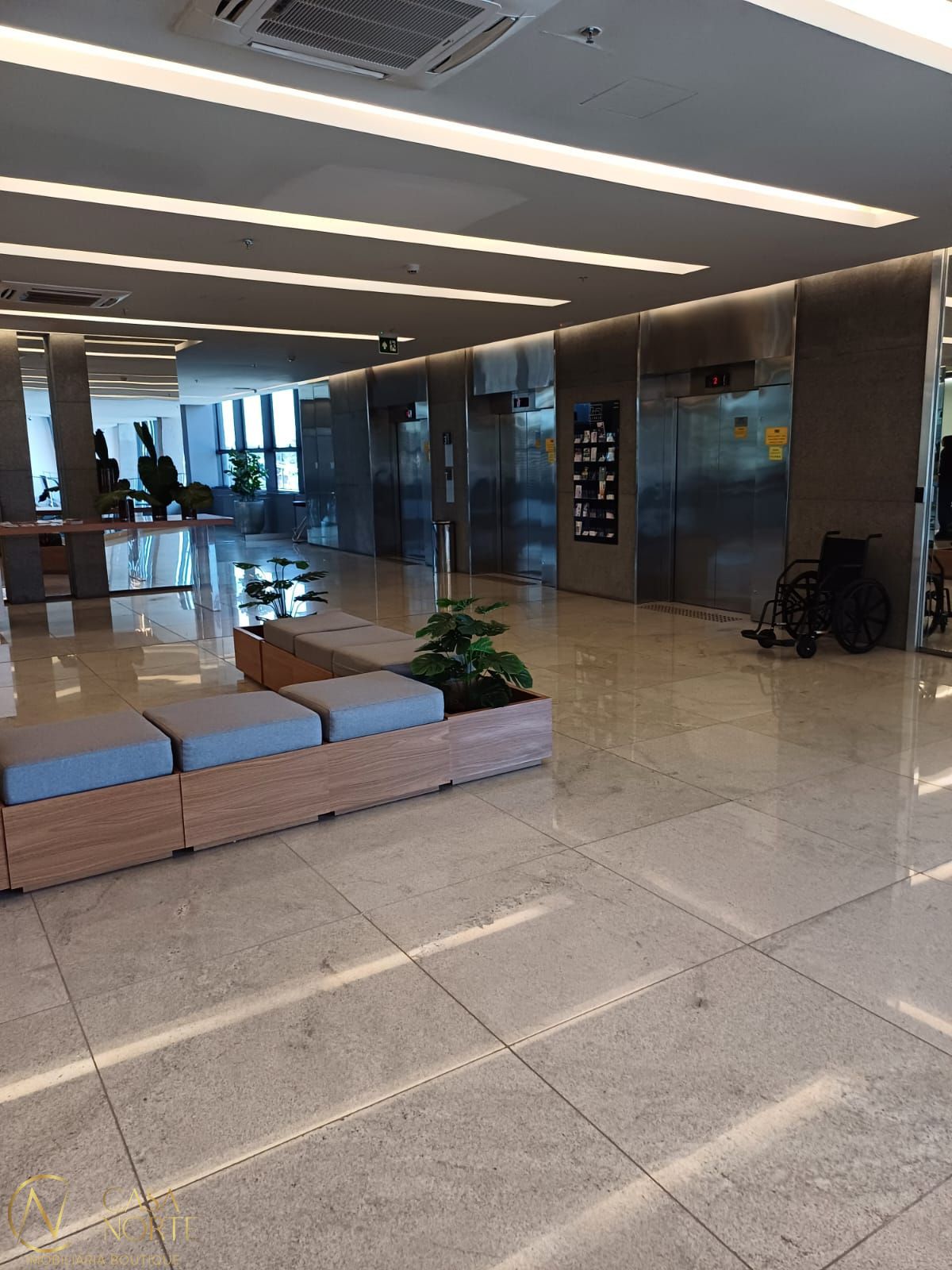 Sala Comercial à venda com 1 quarto, 48m², 1 vaga, Avenida Aparício Borges no bairro Teresópolis em Porto Alegre