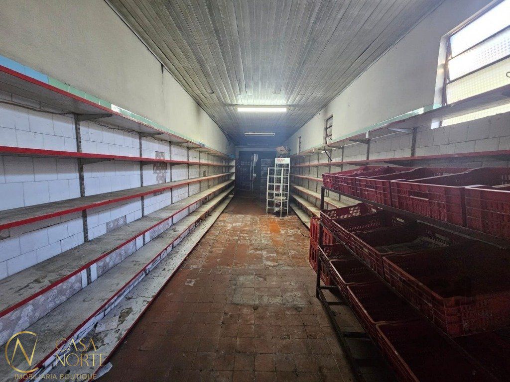 Prédio Comercial à venda , 170m², 2 vagas, Rua Orfanotrofio no bairro Santa Tereza em Porto Alegre