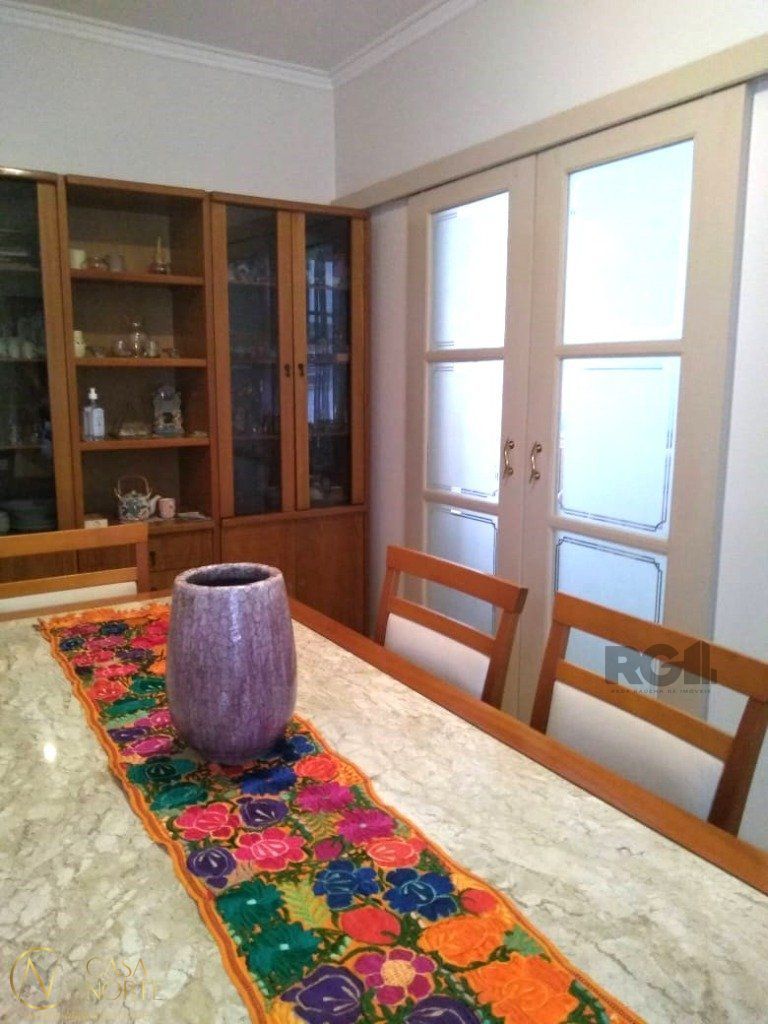 Apartamento à venda com 3 quartos, 129m², 1 vaga, Rua Dona Leopoldina no bairro São João em Porto Alegre