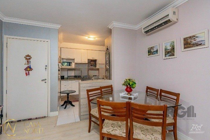 Apartamento à venda com 3 quartos, 69m², 1 suíte, 1 vaga, Rua Marechal Mesquita no bairro Teresópolis em Porto Alegre