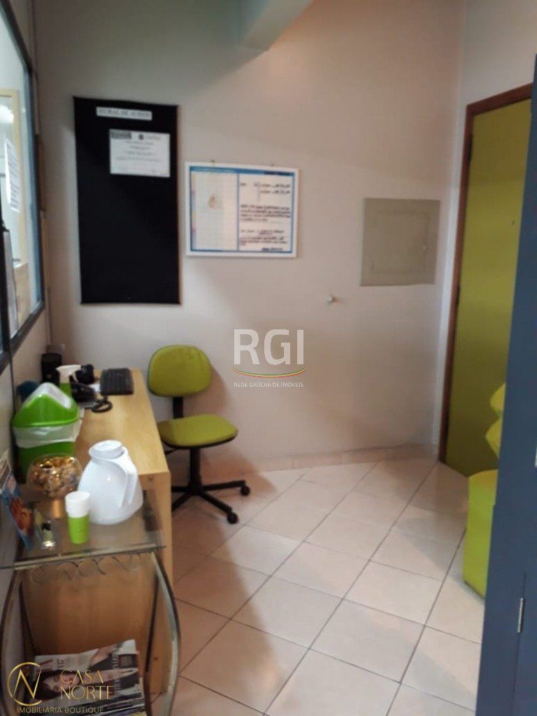 Sala Comercial à venda , 46m², 1 vaga, Avenida Teresópolis no bairro Teresópolis em Porto Alegre
