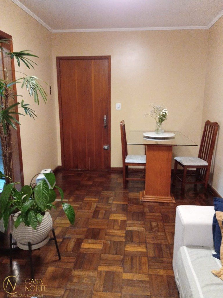Apartamento à venda com 2 quartos, 60m², 1 vaga, Rua Javari no bairro Cristo Redentor em Porto Alegre
